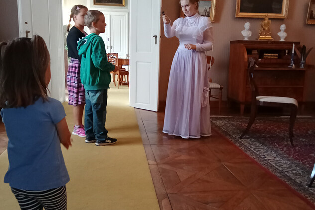 Oblíbenou dětskou trasu s komtesou Hortensií nabízí v červenci v Ratibořicích