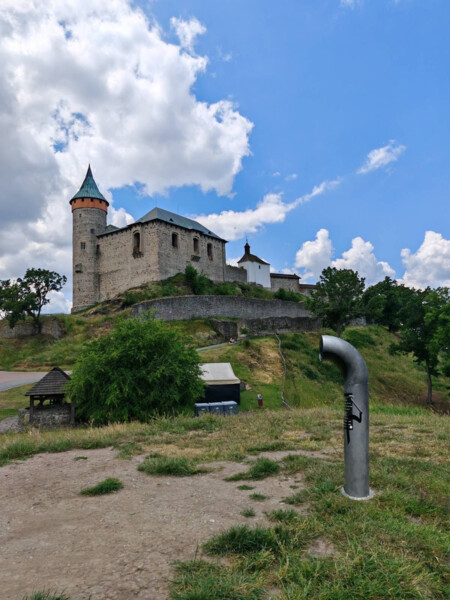 Poesiomat na Kunětické hoře Poesiomat na Kunětické hoře